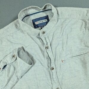 32 Bar Blues Button Down Shirt Mens Size Medium Mandarin Collar Linen